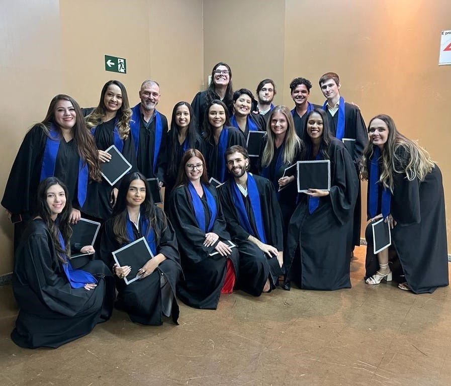 O atributo alt desta imagem está vazio. O nome do arquivo é Formandos-Arquitetura-2022.jpg